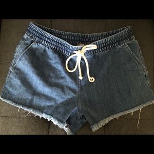 Aeire shorts